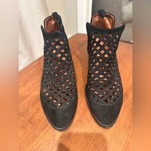Jeffrey Campbell Elegant Black Ankle Boots